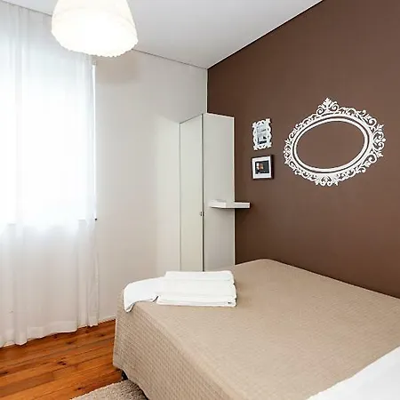 Vendégház Bcharming House