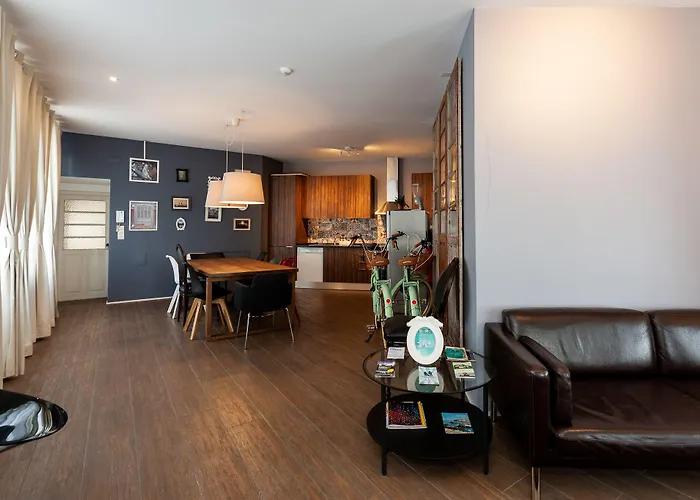 Bcharming House Gasthuis 3*