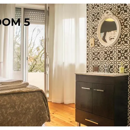 בית הארחה Bcharming House