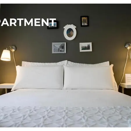 בית הארחה Bcharming House