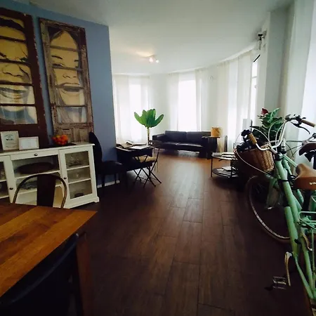 בית הארחה Bcharming House