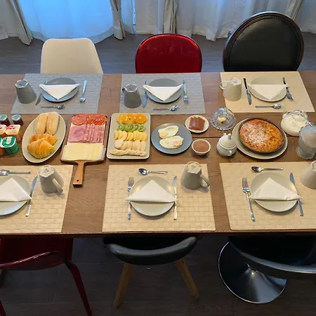 Bcharming House בית הארחה