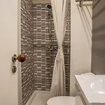 Bcharming House 4*