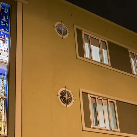 Bcharming House Порту